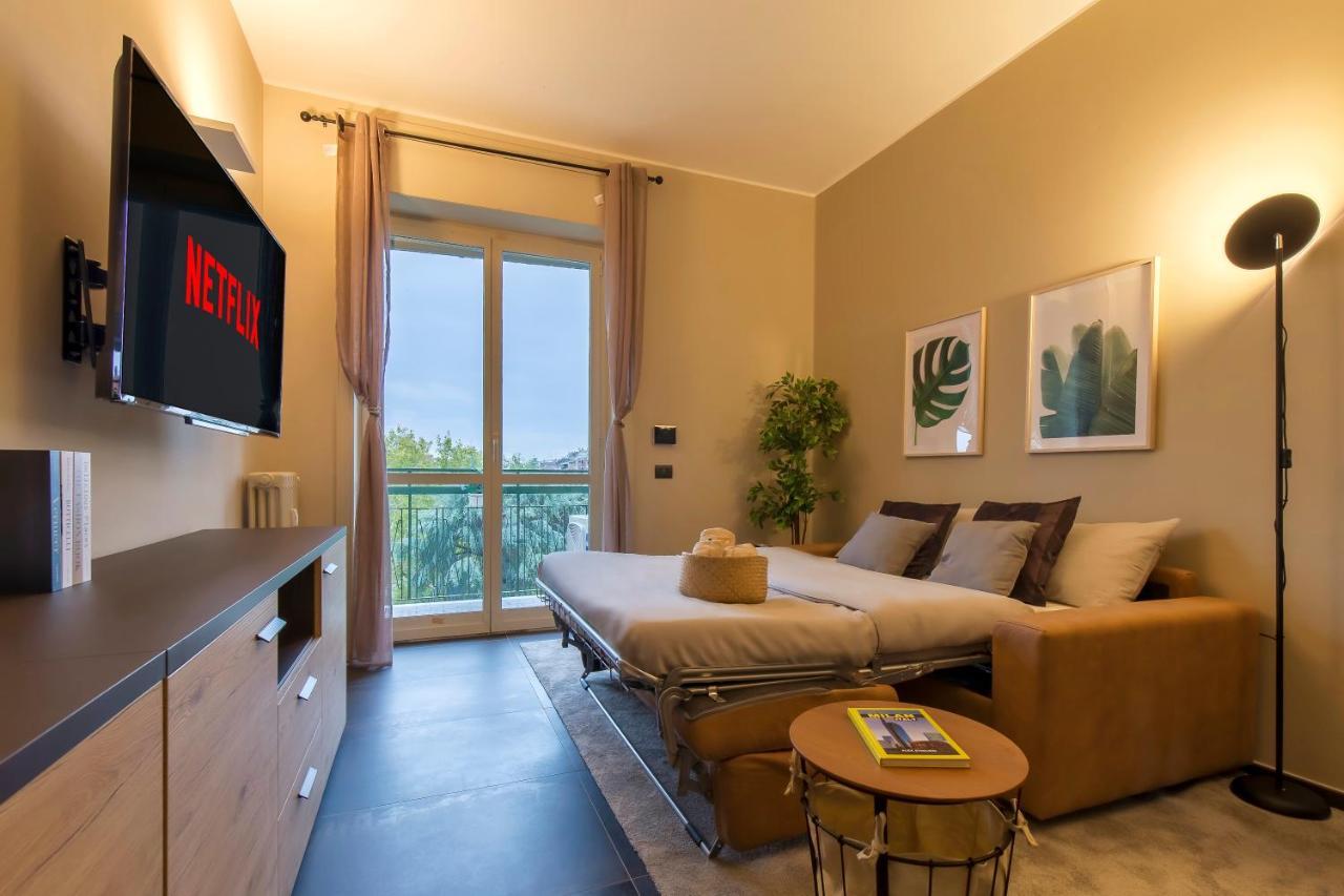 Modern & Bright 2 Bedroom Flat 50M From M4 Stop Milan Exterior photo